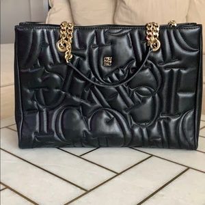 CH Carolina Herrera black shoulder tote